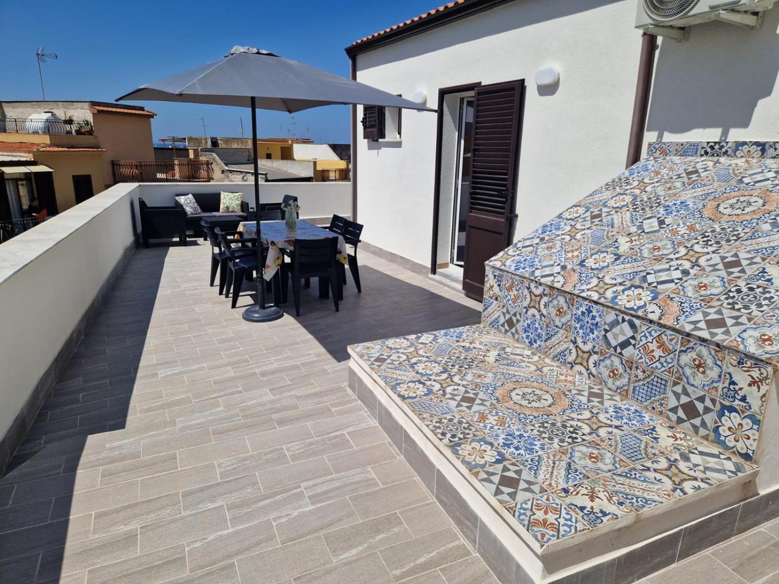 Il Cavaliere Apartment Capaci Exterior photo